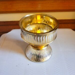 Avon 1960s/1970s gold glass elegant candle holder pedestal